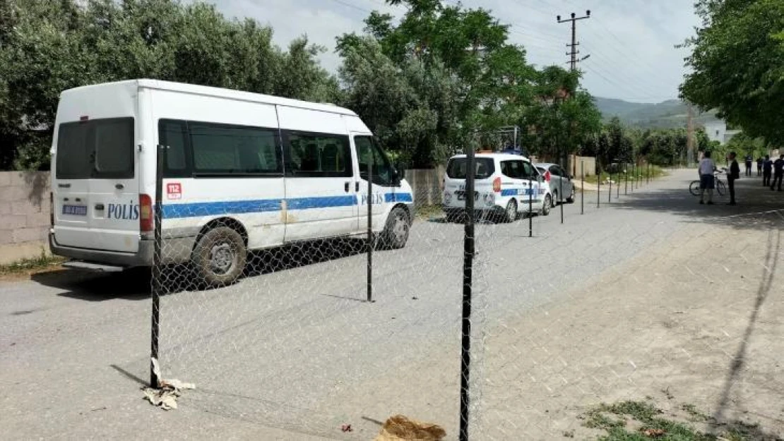 'Dedemden miras kaldı' dediği yolu tel örgüyle kapattı