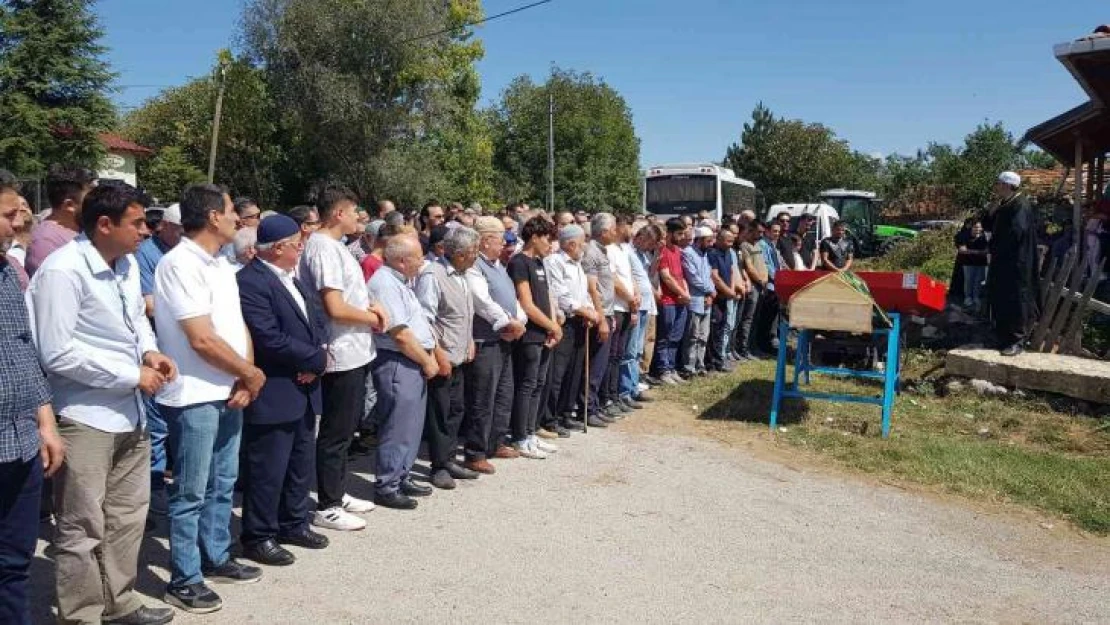 'Halı' tartışmasında öldürülen genç memleketinde toprağa verildi