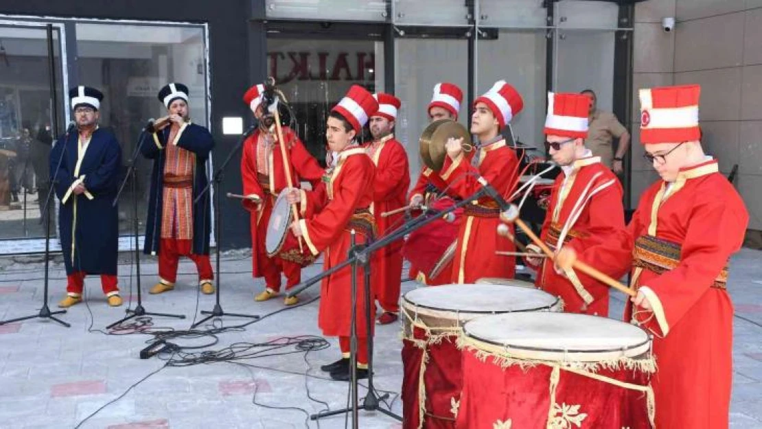 'Özel çocuklardan' oluşan mehter takımı büyük ilgi gördü