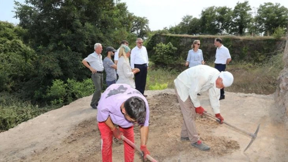 11 bin eser çıkarılan İkiztepe Höyüğü'nde kazılar devam ediyor