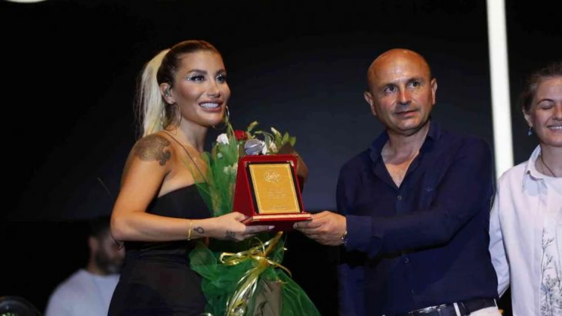 15. Kültür Festivali finali Murat Dalkılıç ve İrem Derici ile yapıldı