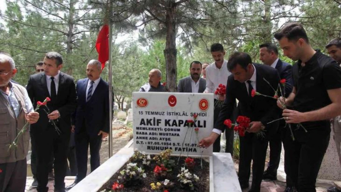 15 Temmuz şehidi Akif Kapaklı mezarı başında anıldı