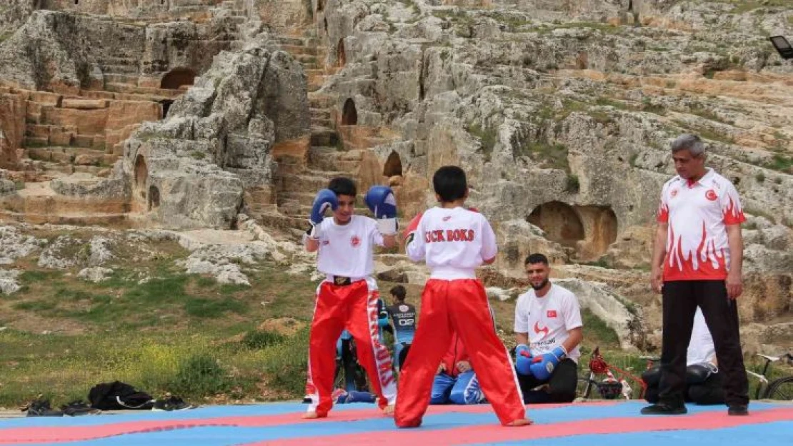 2 bin yıllık mekanda spor gösterileri sunuldu