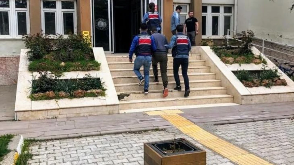 20 yıl önceki cinayet, dosyanın kapanmasına 3 gün kala çözüldü