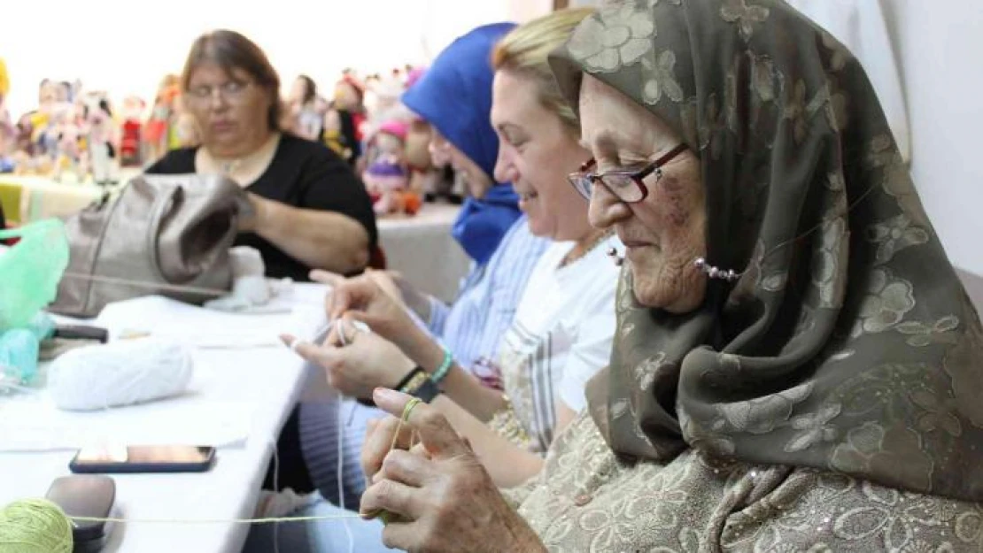 26 yıl öğretti, 32 yıldır öğreniyor