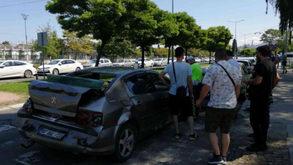 3 aracın karıştığı zincirleme trafik kazası: 1 yaralı