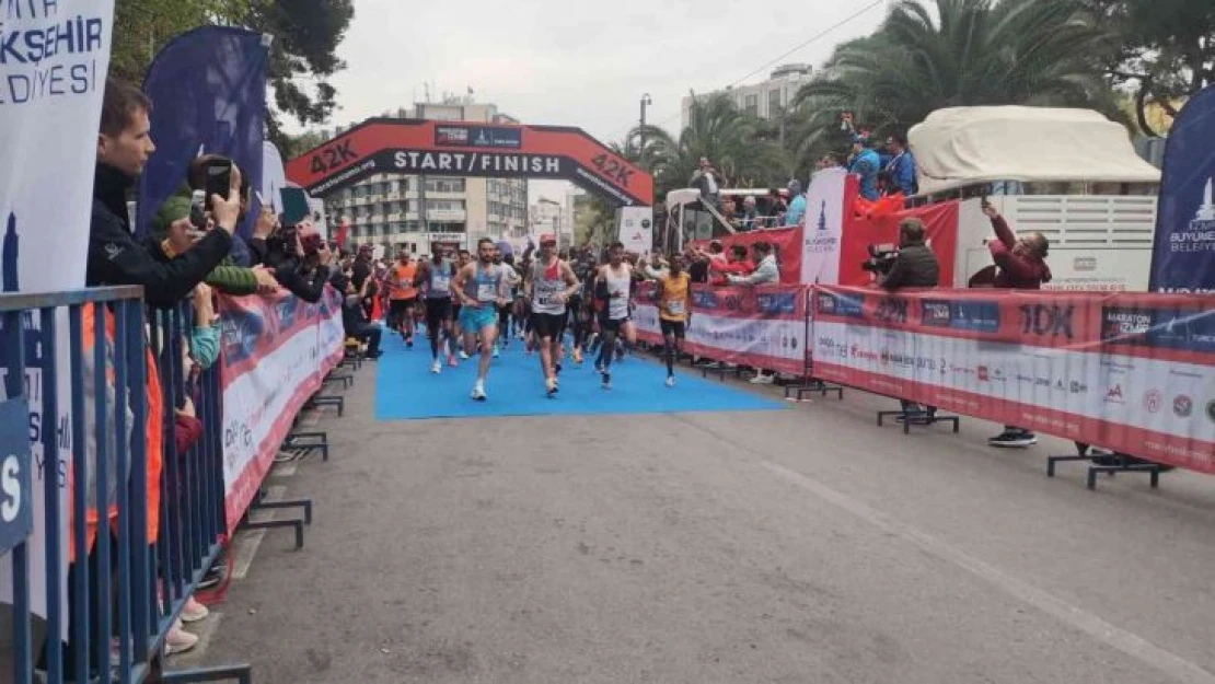 3. Uluslararası Maraton İzmir'de büyük heyecan başladı