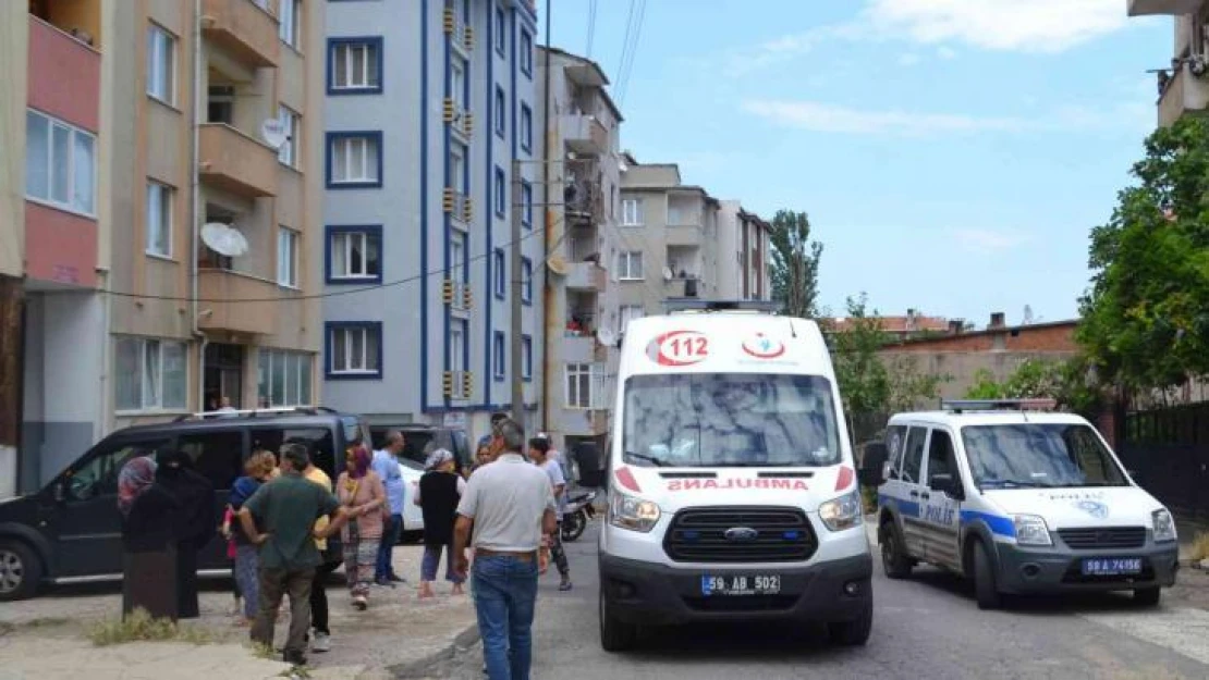 6 yaşındaki çocuk oyun oynarken 4. katın balkonundan düştü