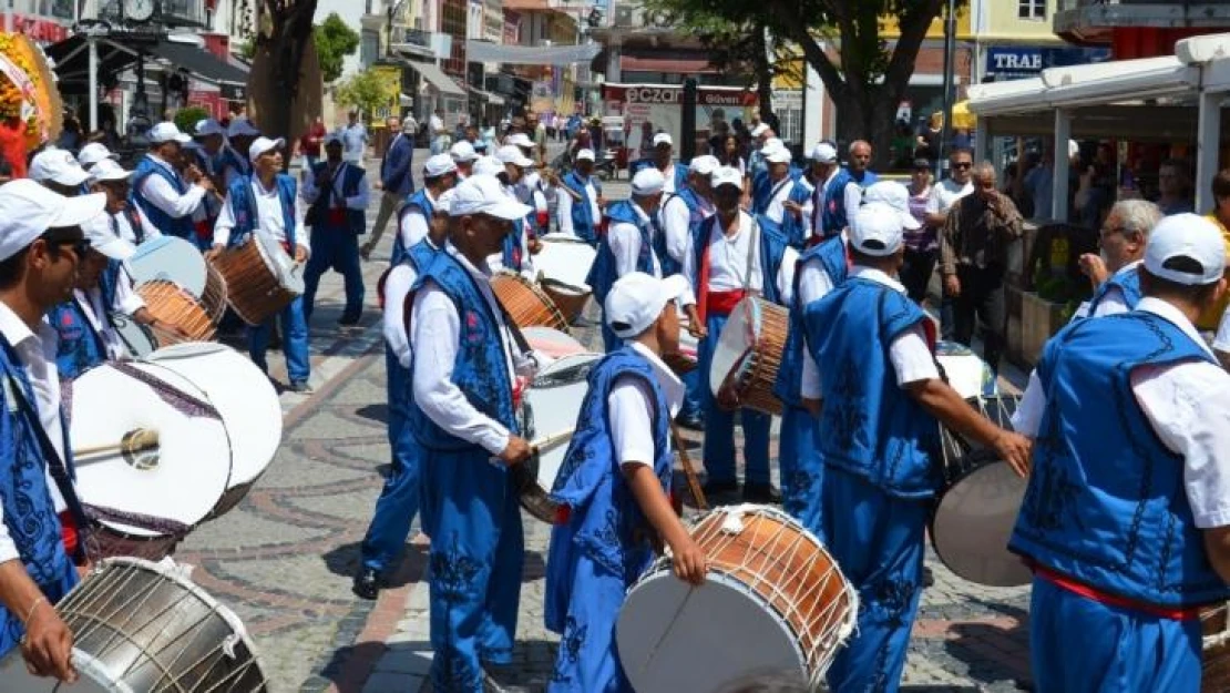 7 bin biletin satıldığı Kırkpınar'a davullu zurnalı davet