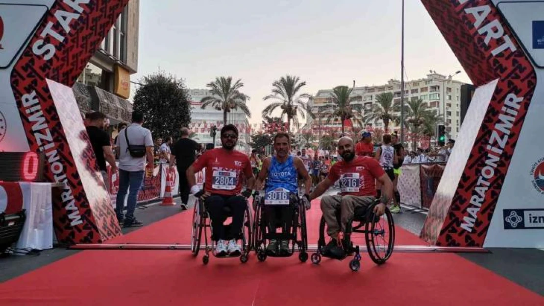 9 Eylül İzmir Yarı Maratonu rekor katılımla başladı