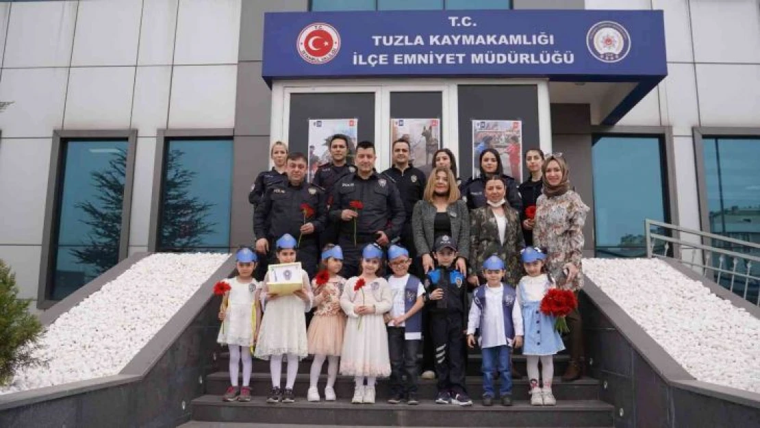 AÇEM'li miniklerden Tuzla İlçe Emniyet Müdürlüğü'ne polis haftası ziyareti