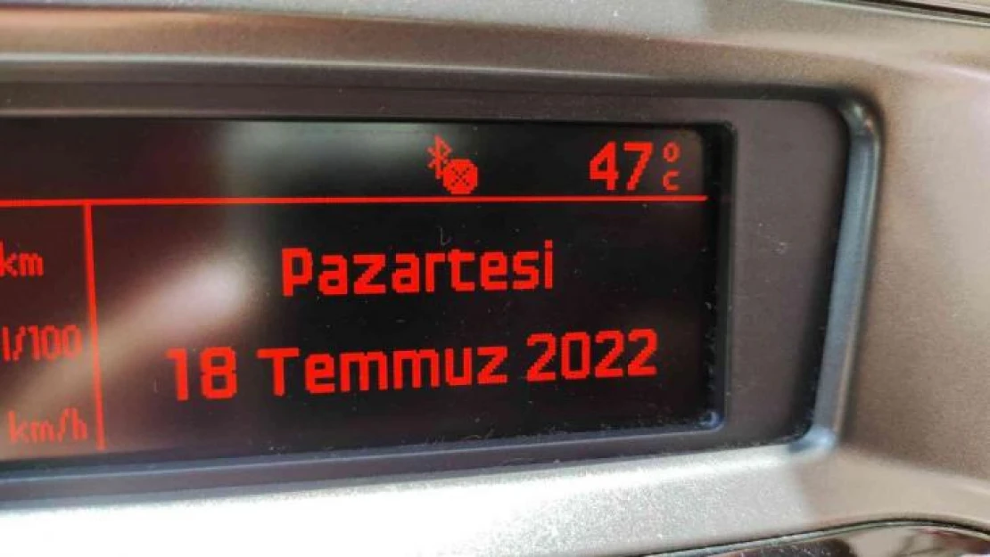 Adana'da araç termometreleri 47 dereceyi gösterdi