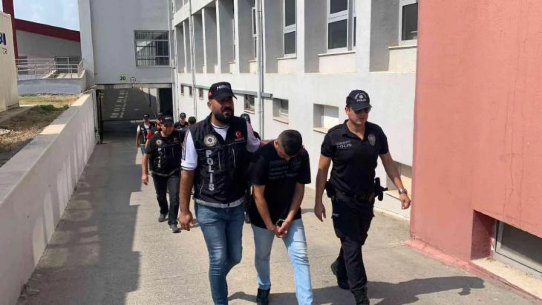 Adana'da narkotik operasyonlarında 9 zanlı tutuklandı