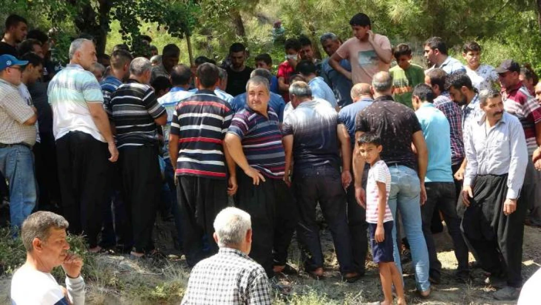 Adana'daki kadın cinayeti: Melek annelerini gözyaşlarıyla uğurladılar