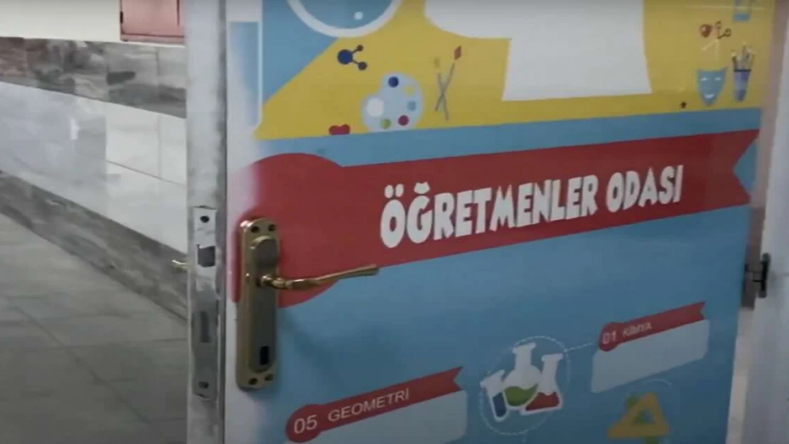 Aday öğretmenlik ve kariyer basamakları yönetmeliğine eleştiriler