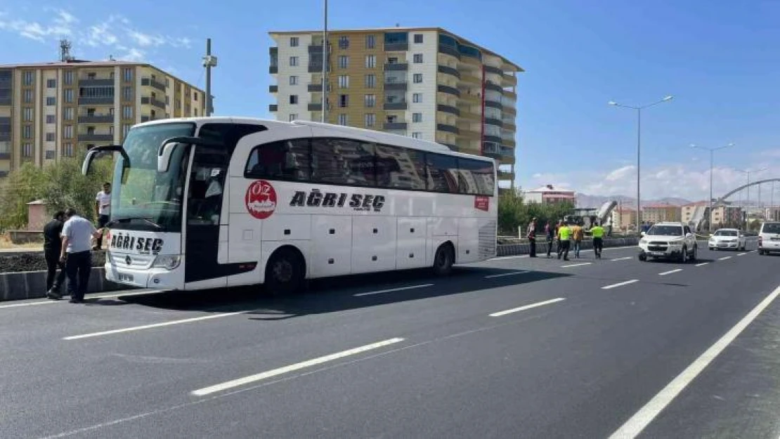 Ağrı'da korkunç kaza: 1 kişi ağır yaralandı