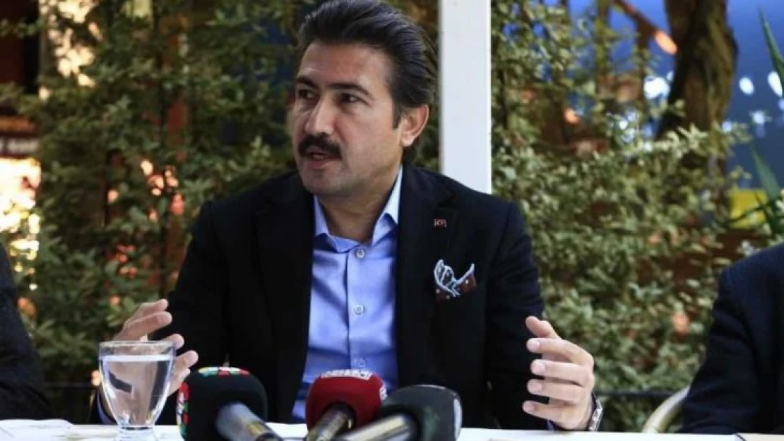 AK Parti Grup Başkanvekili Cahit Özkan görevinden affını istedi