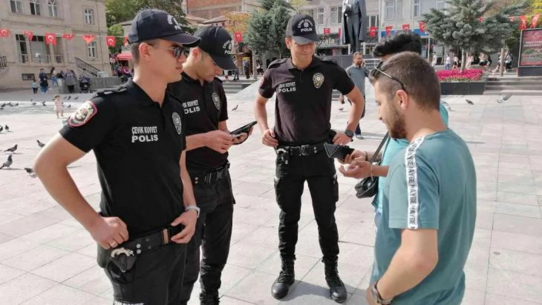 Aksaray'da Çevik Kuvvet'ten huzur ve güven denetimi