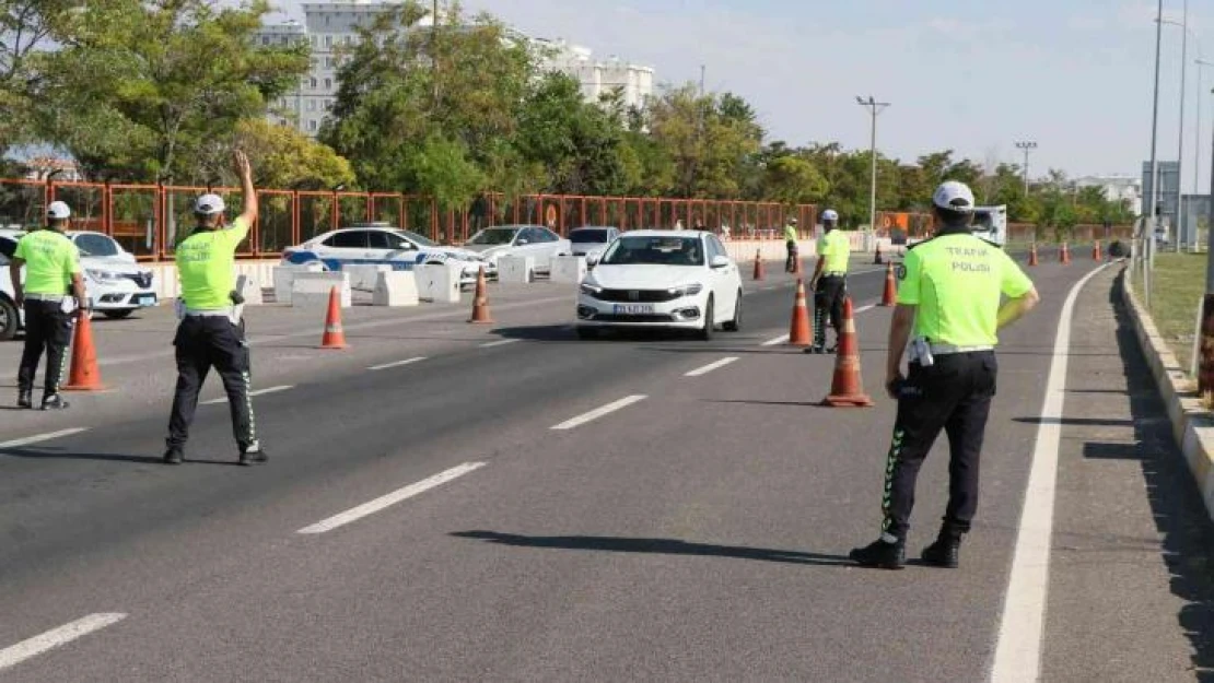 Aksaray'da karayollarında bayram denetimleri sürüyor