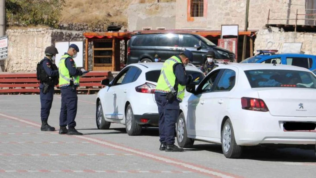 Aksaray Jandarma, denetim ve eğitimlerle kazaları yüzde 13 azalttı