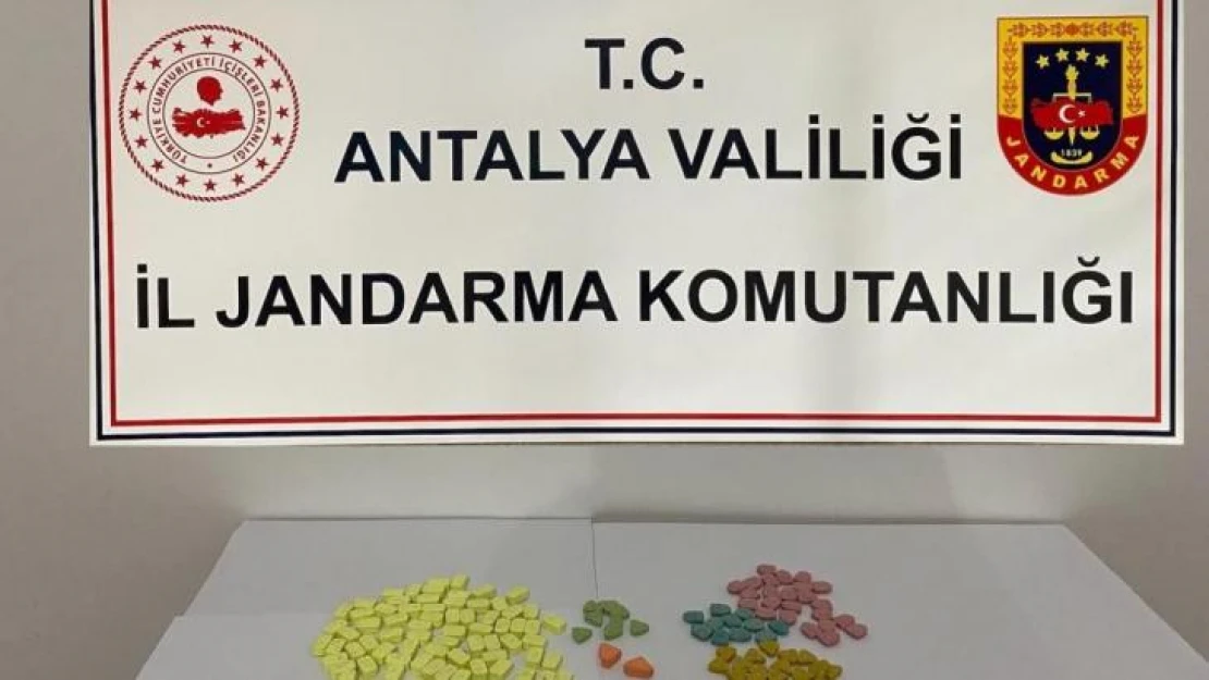 Alanya'da 163 adet uyuşturucu hap ele geçirildi