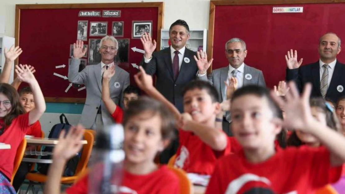 Aliağa'da İlköğretim Haftası, etkinliklerle kutlandı