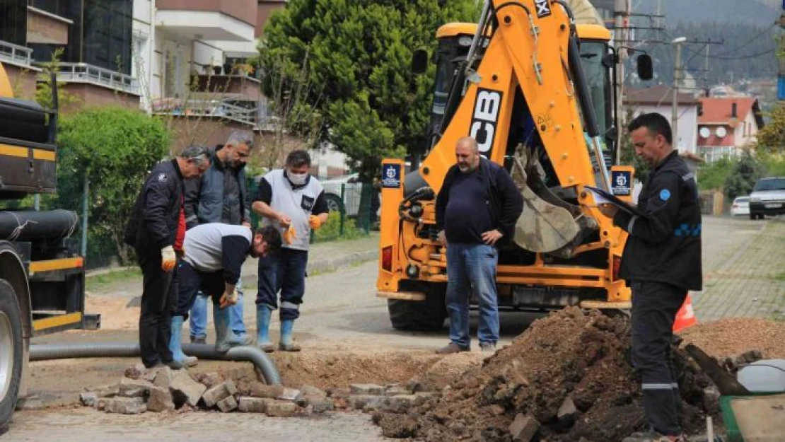 Alt yapı çalışmaları sırasında doğalgaz borusu delindi