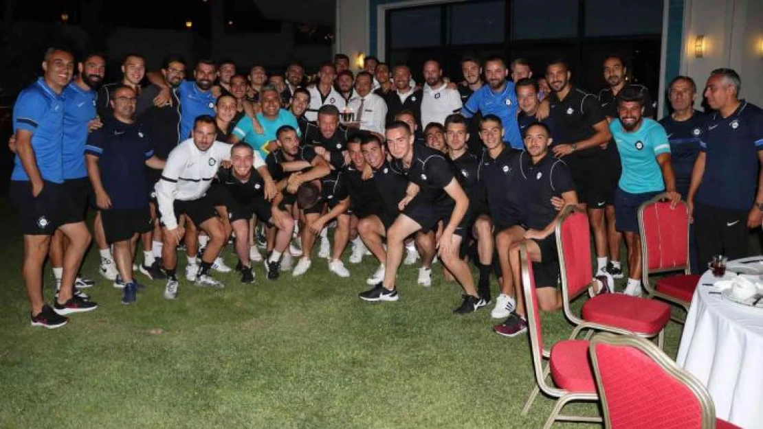 Altay, kamp yorgunluğunu barbekü partisi ile attı