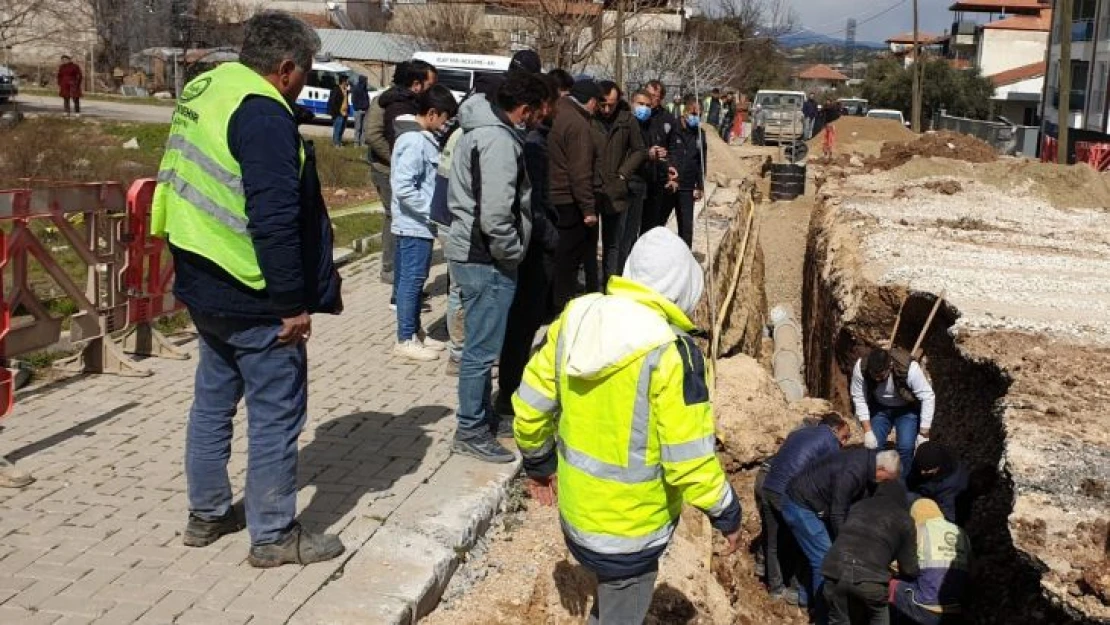 Altyapı çalışmasında göçüğün altında kalan işçi hayatını kaybetti