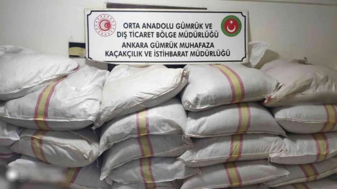 Ankara'da 3 milyon 978 bin adet doldurulmuş makaron ile 2 ton 875 kilogram kıyılmış tütün ele geçirildi