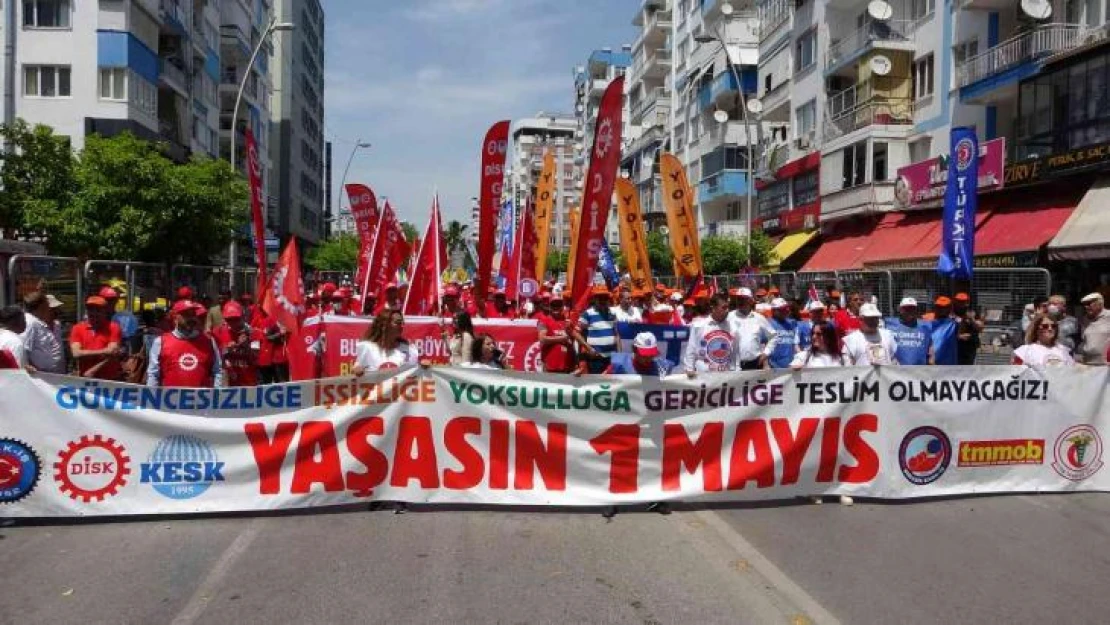 Antalya'da 1 Mayıs coşkuyla kutlandı