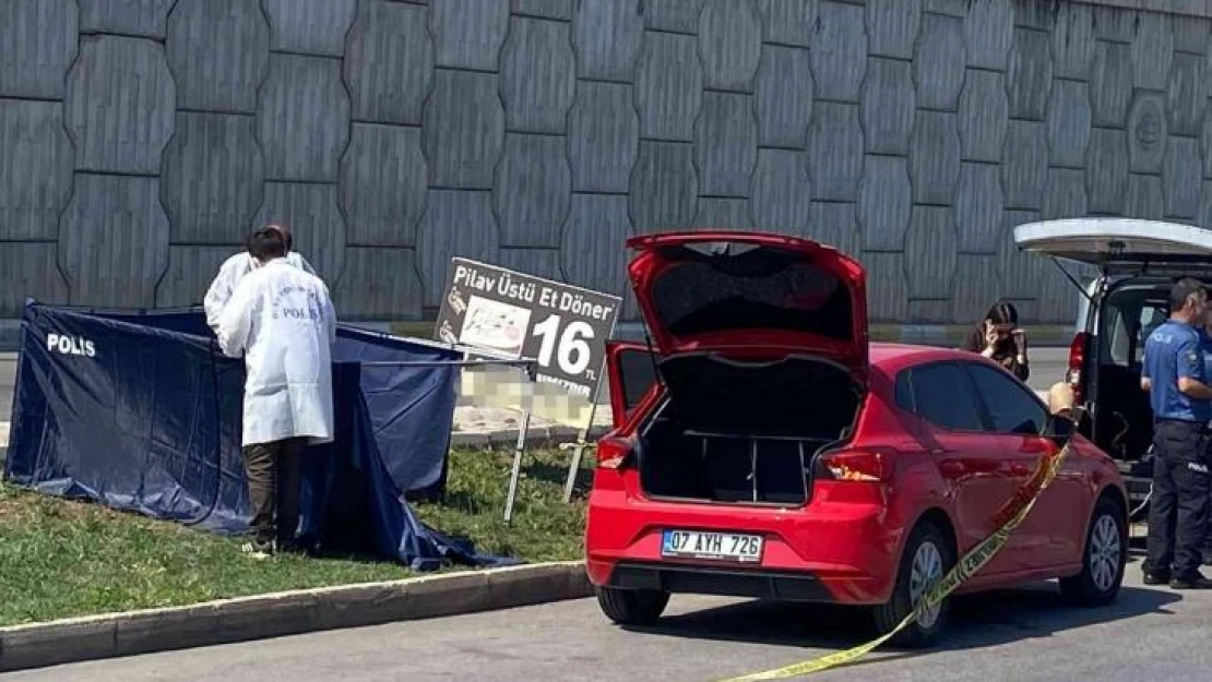 Antalya'da 34 yaşındaki genç, araç içerisinde ölü bulundu