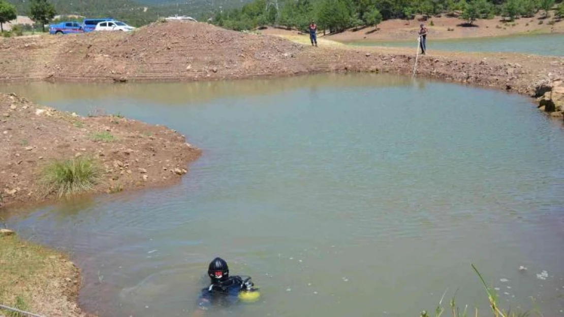 Antalya'da 9 gündür kayıp olan Miyase nine için 40 kişilik jandarma ordusu gece gündüz sahada