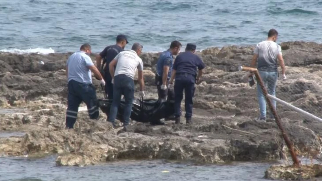 Antalya'da deniz kenarındaki kayalık alanda ceset bulundu