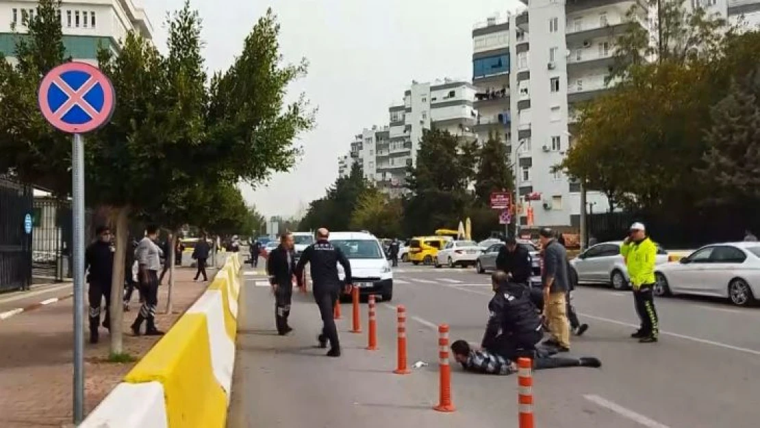 Antalya'da eski enişte tekerlekli sandalyeyle geldiği adliye önünde dehşeti yaşattı