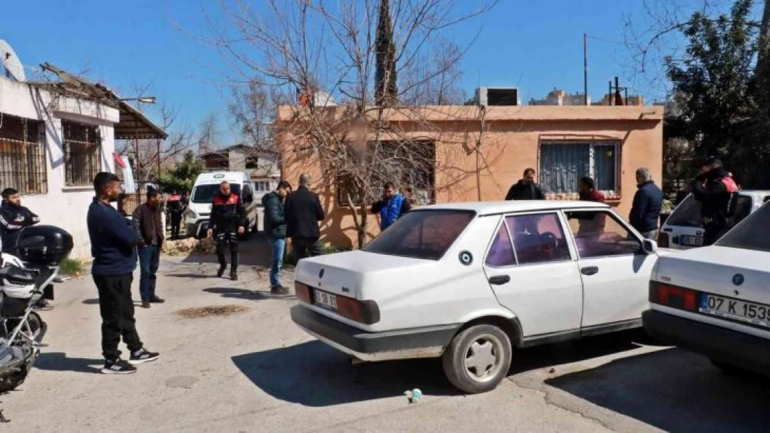 Antalya'da hırsızlardan beyaz otomobil vurgunu: Aracının çalındığını polisten öğrendi