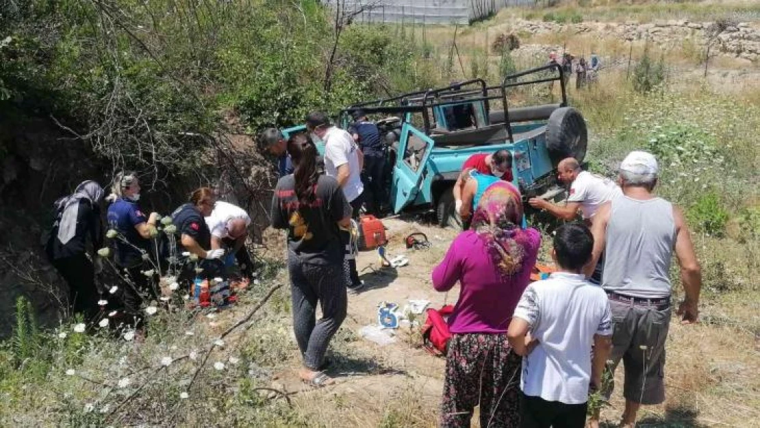 Antalya'da safari cipi şarampole yuvarlandı: 1 ölü, 9 yaralı