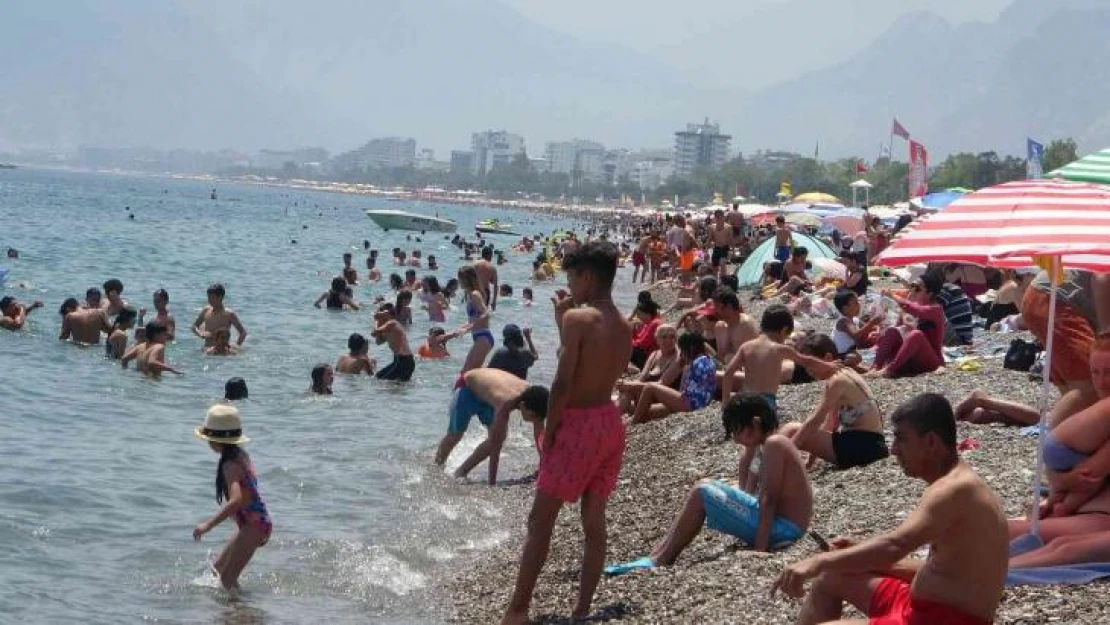 Antalya'ya gelen turist sayısında rekor artış