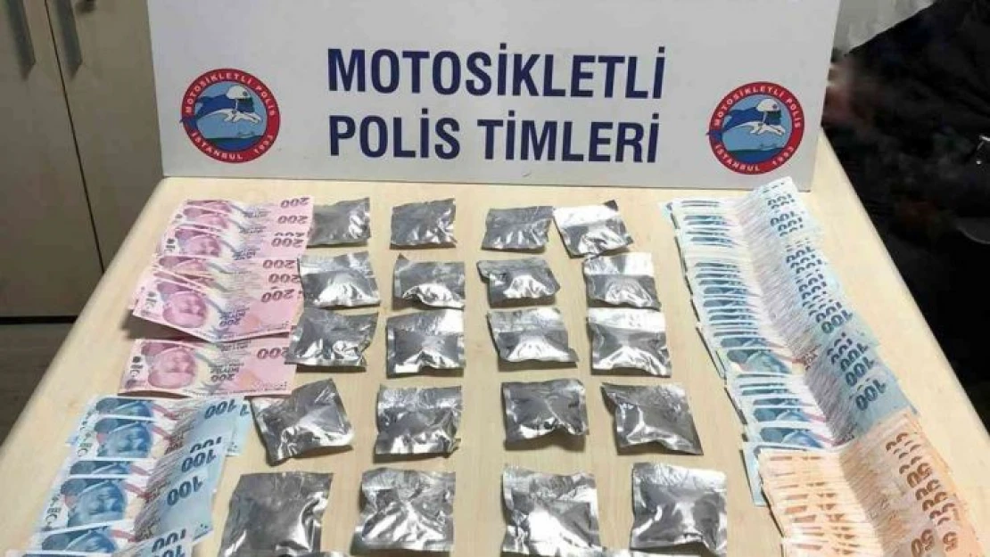 Araba değil, uyuşturucu zulası: Torpido ve çamurluktan marihuana fışkırdı