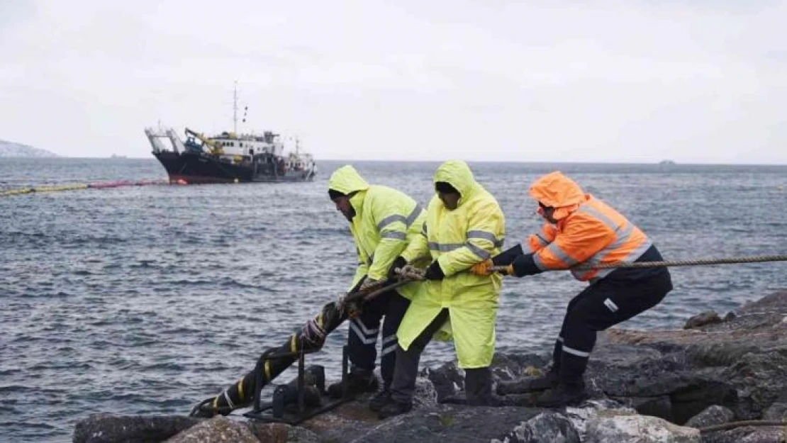 Ayedaş'tan Adalar'ın enerjisine 100 milyon liralık deniz altı yatırımı