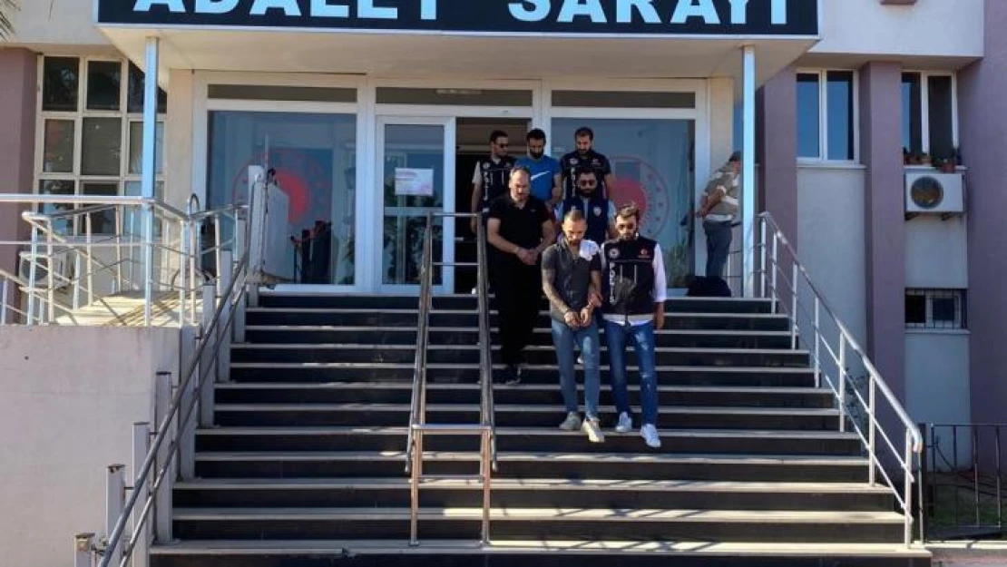 Ayvalık polisi, İzmir bağlantılı uyuşturucu çetesini çökertti