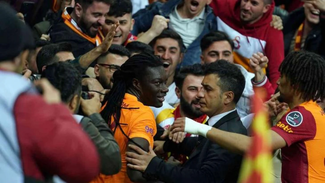 Bafetimbi Gomis gol sayısını 7'ye çıkardı