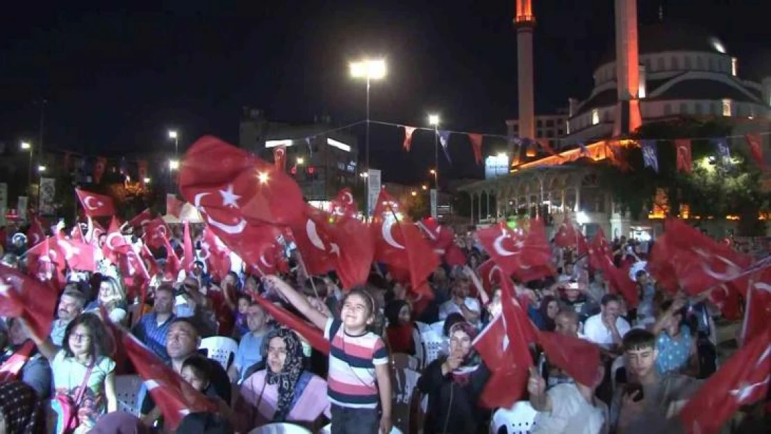 Bağcılar'da '15 Temmuz' ruhu yeniden canlandı