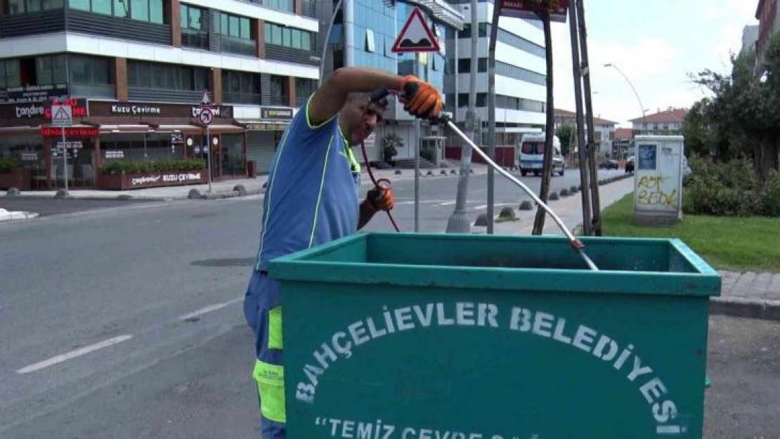 Bahçelievler'de kurban satış ve kesim alanları temizlendi