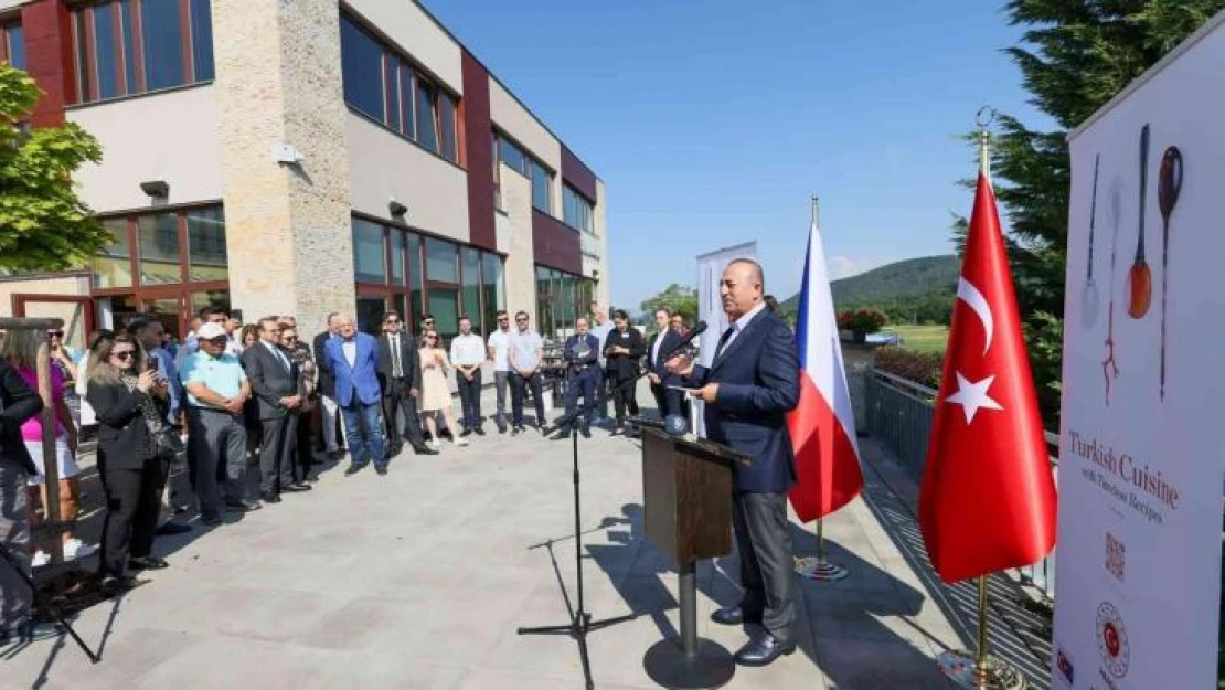 Bakan Çavuşoğlu Prag Türk Kültür ve Gastronomi Festivali'ne katıldı