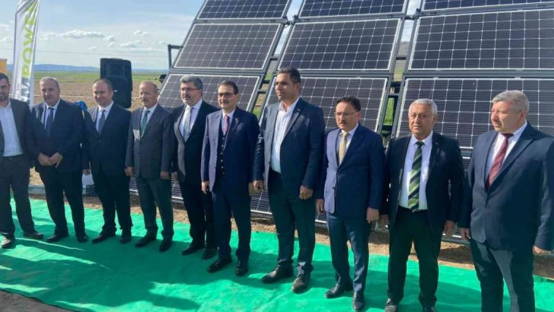 Bakan Dönmez yeni tasarlanan güneş enerji sistemini inceledi