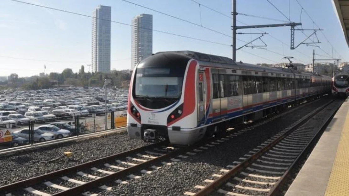 Bakan Karaismailoğlu: 'İstanbullular Marmaray'ı sevdi, 700 milyon kişi Marmaray ile seyahat etti'