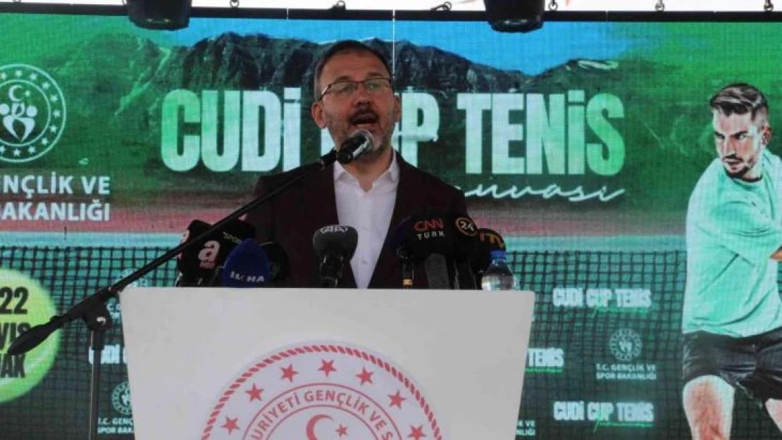 Bakan Kasapoğlu, Uluslararası Cudi Cup Tenis Turnuvası'nı izledi