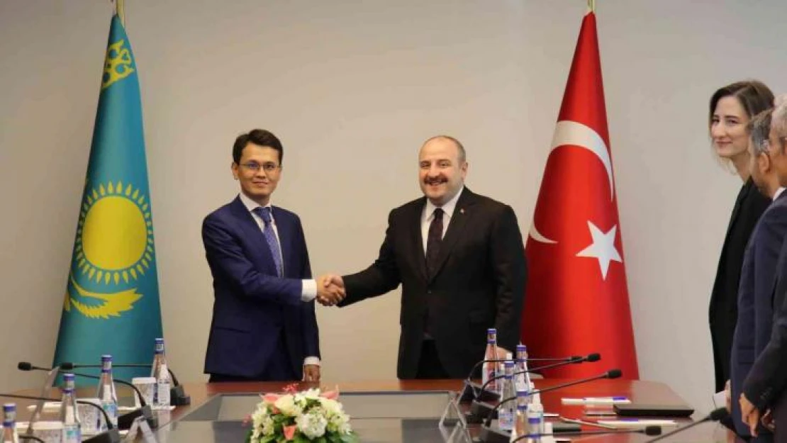 Bakan Varank: '(Kazakistan ile) Dış ticaret anlamında koyduğumuz 10 milyar dolarlık bir hedef var'