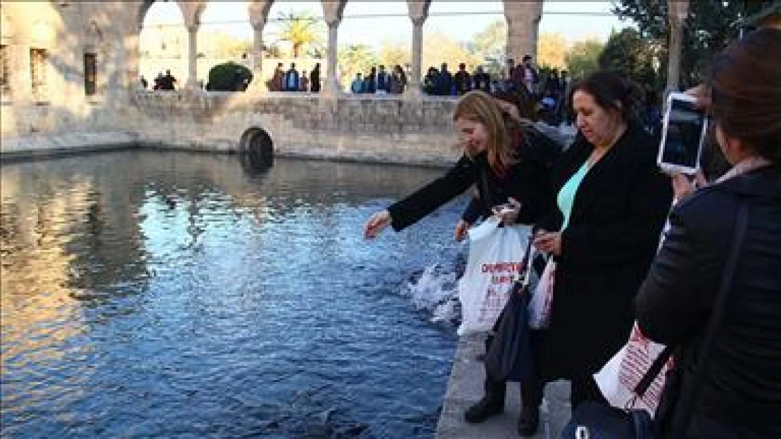 Balıklıgöl'de ziyaretçi yoğunluğu